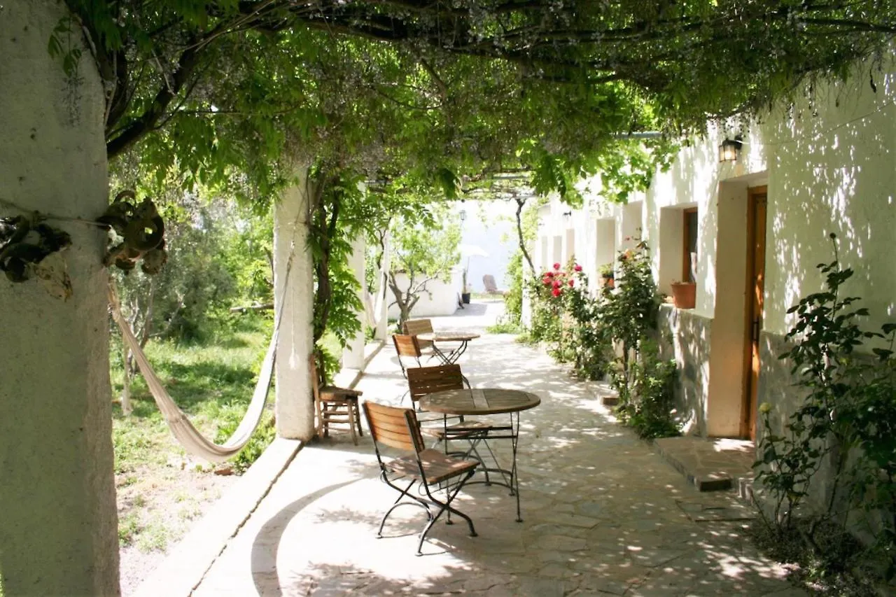 Cortijo Solera Bed & Breakfast Soportujar